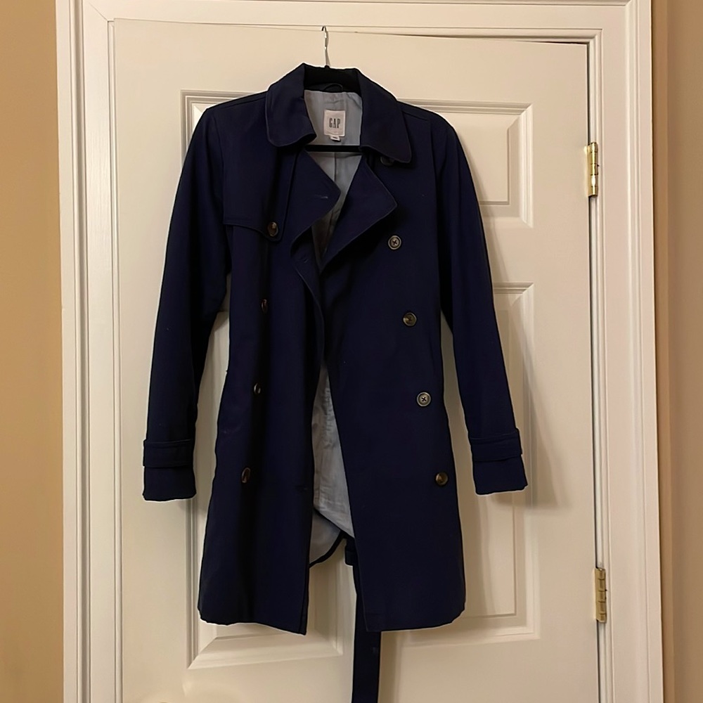 Navy Gap Trenchcoat